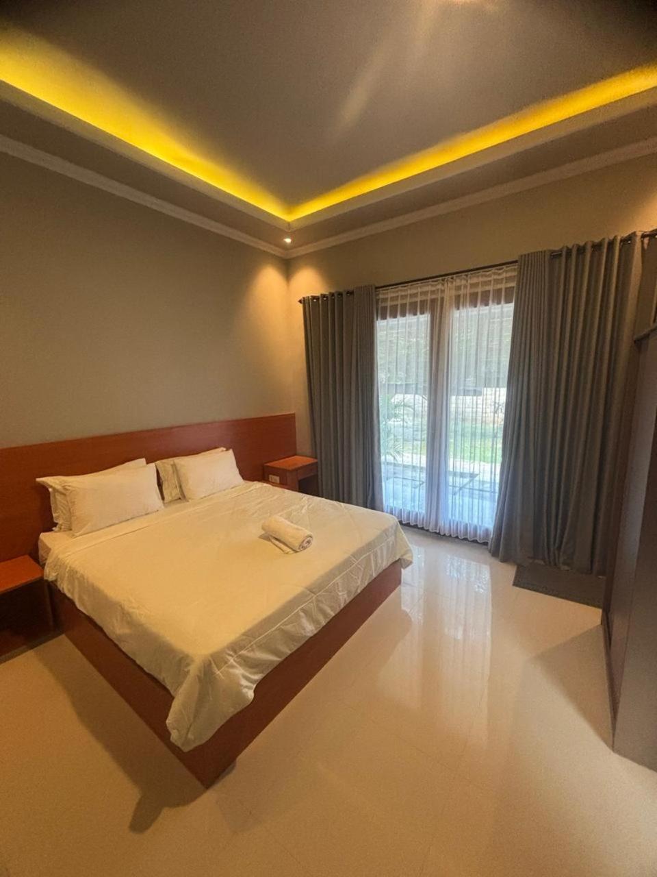 Qwank Kuta Lombok Apartment Luaran gambar